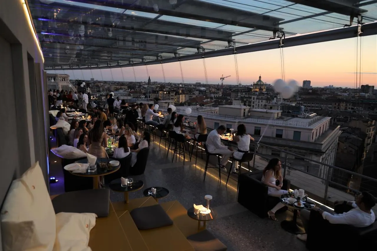 Hotel The Square Milano Duomo - Preferred Hotels & Resorts 4*,