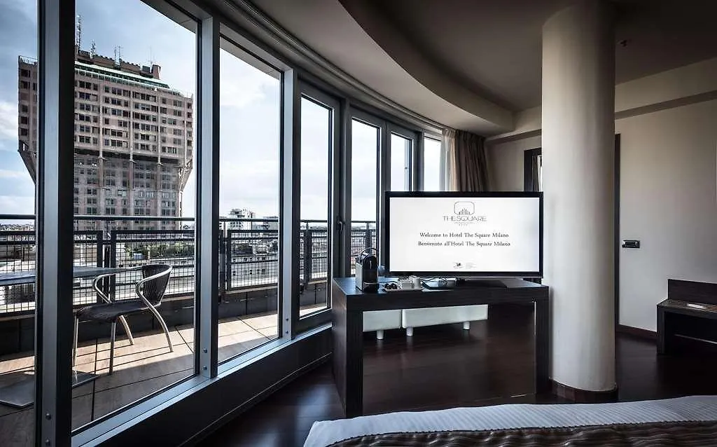 The Square Milano Duomo Hotel Italien