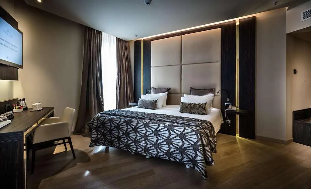 The Square Milano Duomo Hotel