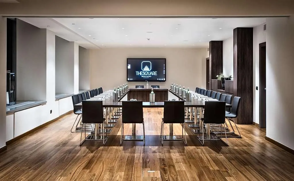Hotel The Square Milano Duomo - Preferred Hotels & Resorts  Milan