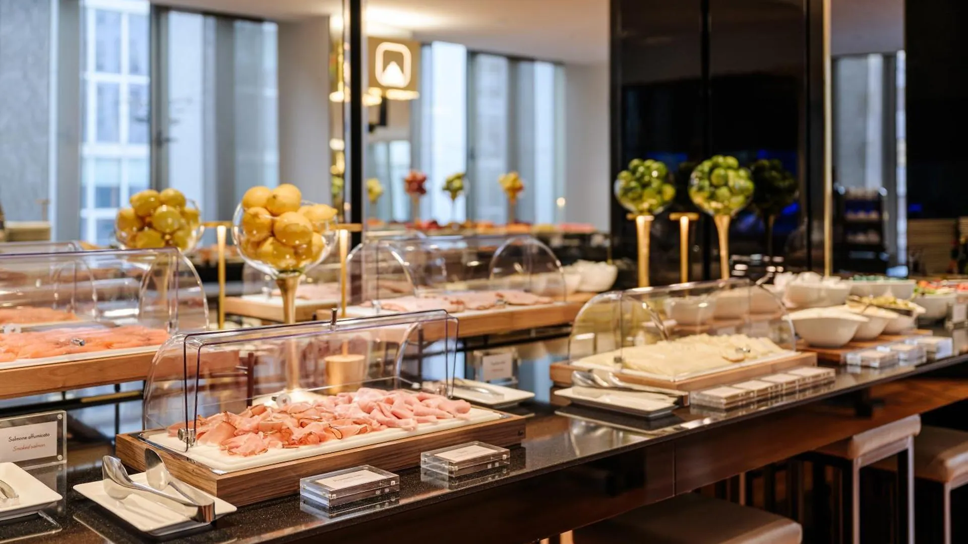 Hotel The Square Milano Duomo - Preferred Hotels & Resorts Italy
