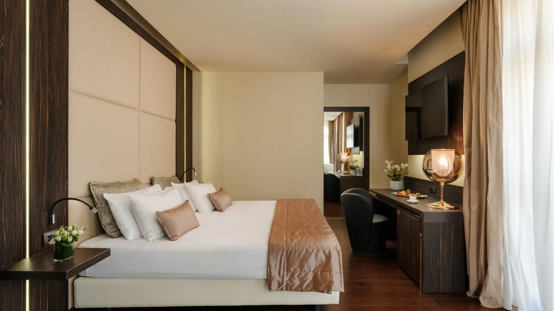 Hotel The Square Milano Duomo - Preferred Hotels & Resorts Italy