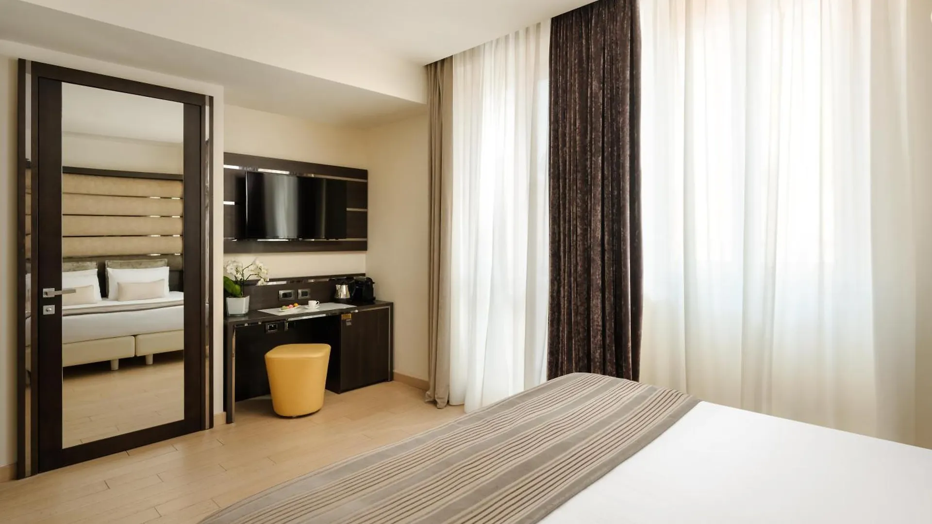 Hotel The Square Milano Duomo - Preferred Hotels & Resorts